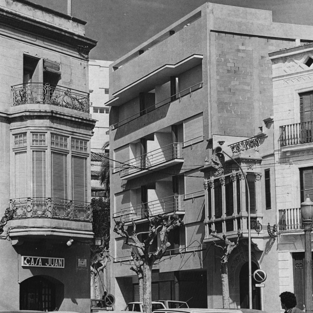 Housing at Plaça de l’Estació